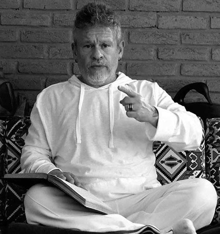 Otávio Leal (Dhyan Prem), astrólogo desde 1985, psicanalista e professor de Astrologia