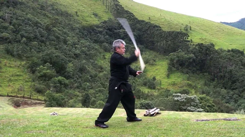 Prática na natureza no curso Bushidô Reiki de Otávio Leal