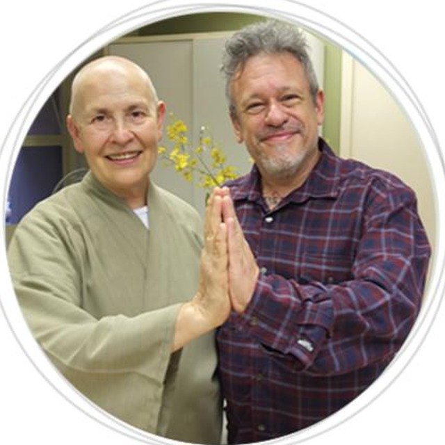 Otávio Leal (Dhyan Prem) e Monja Coen, parceiros no programa Momento Zen da Rádio Mundial